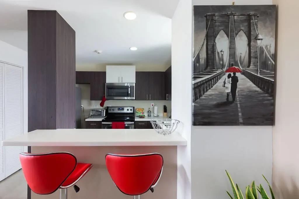 The Brompton'S Luxury Apartment Kingston
